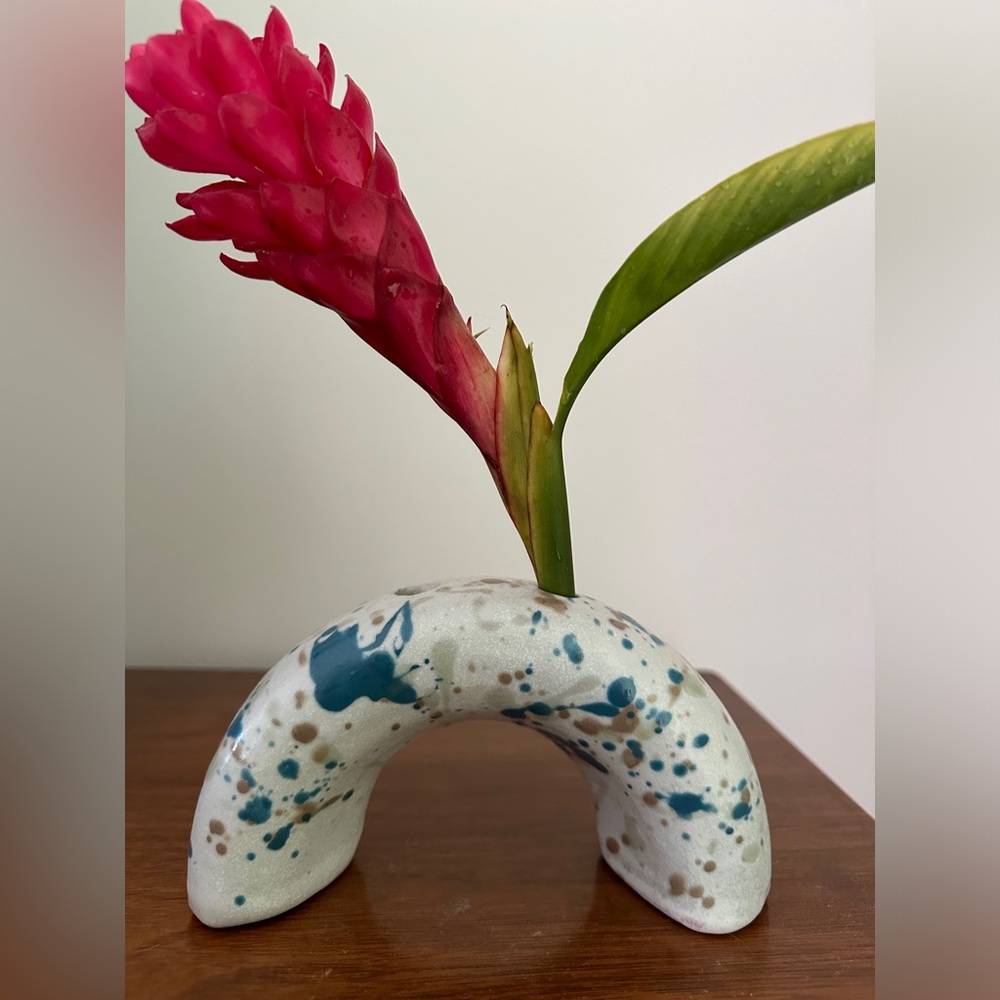 Lucy Michel Arched ceramic vase